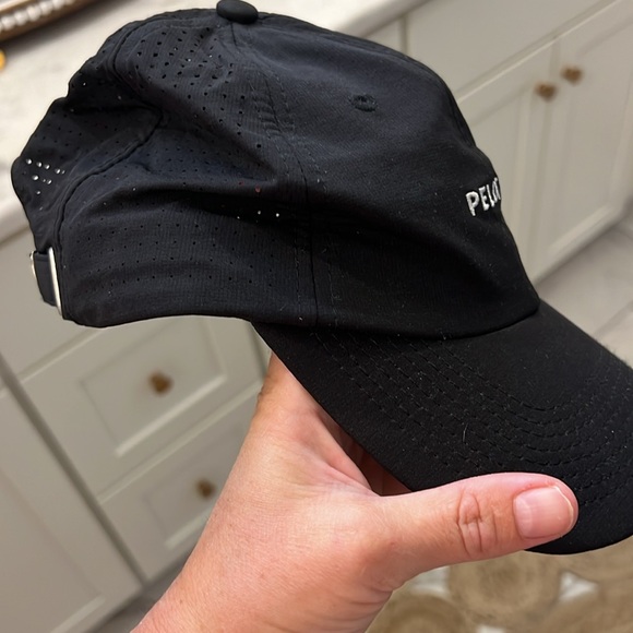 Peleton Ballcap - Picture 3 of 6